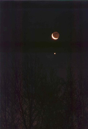 Tim's Earthshine